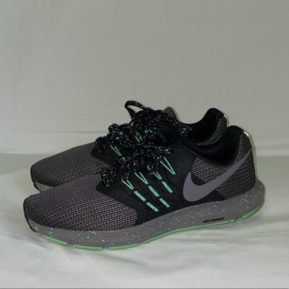 Nike Womens Run Swift AR1904-001 Black Gray Running Shoes Lace